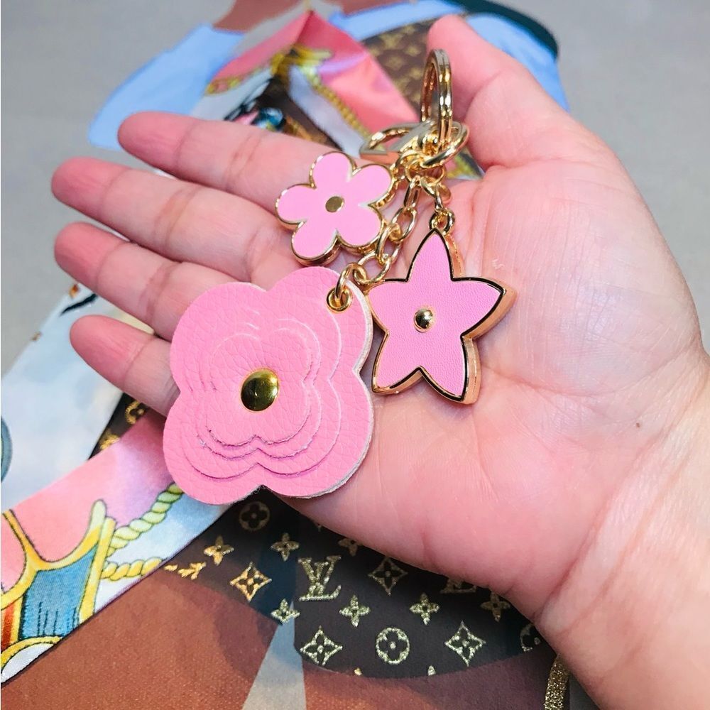 Handbag Clover Charm LIGHT PINK - Picture 2 of 4